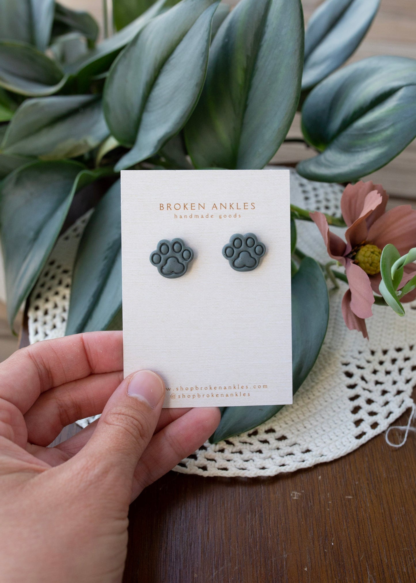 Dog Paw Studs
