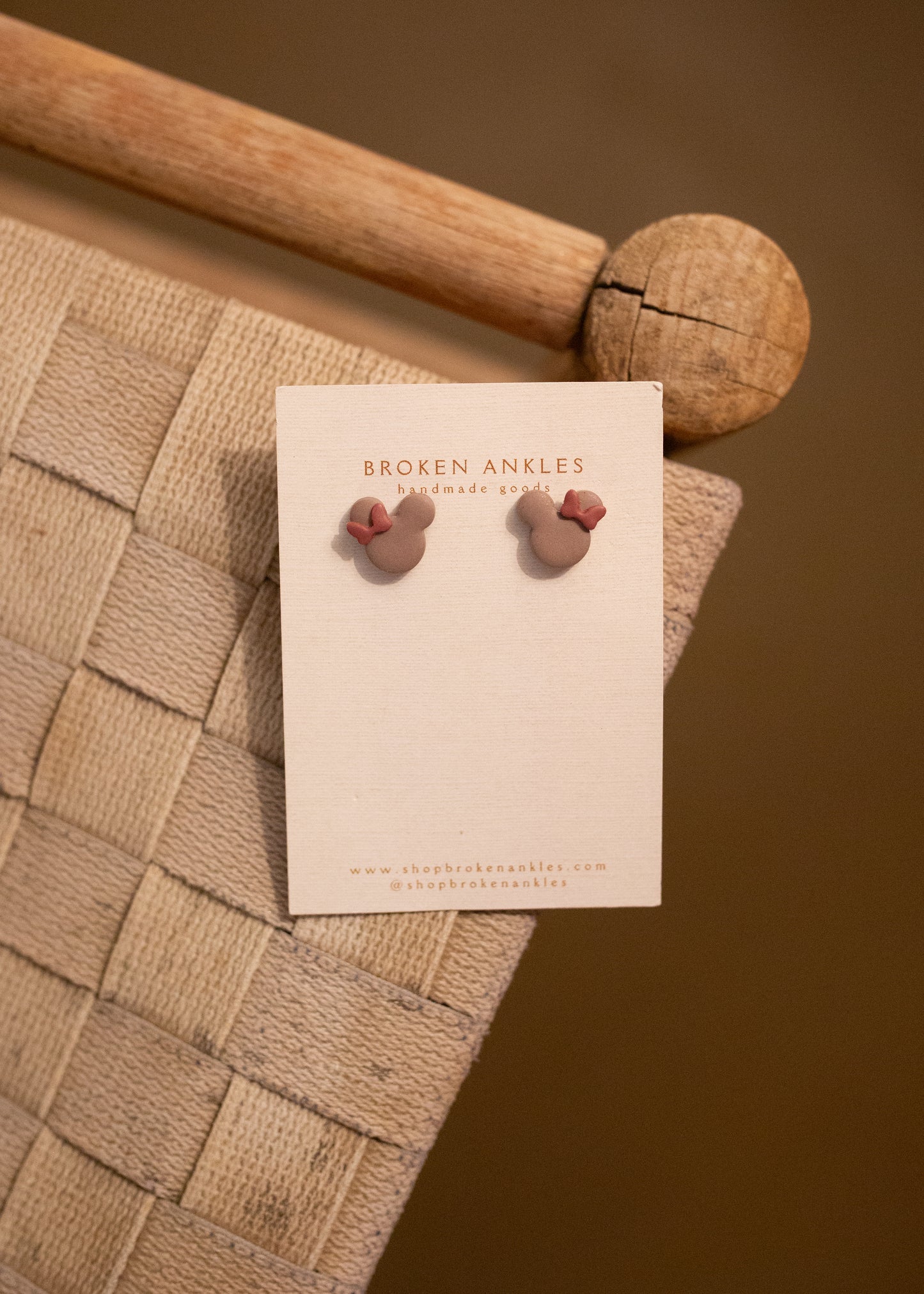 Mouse with Bow Studs