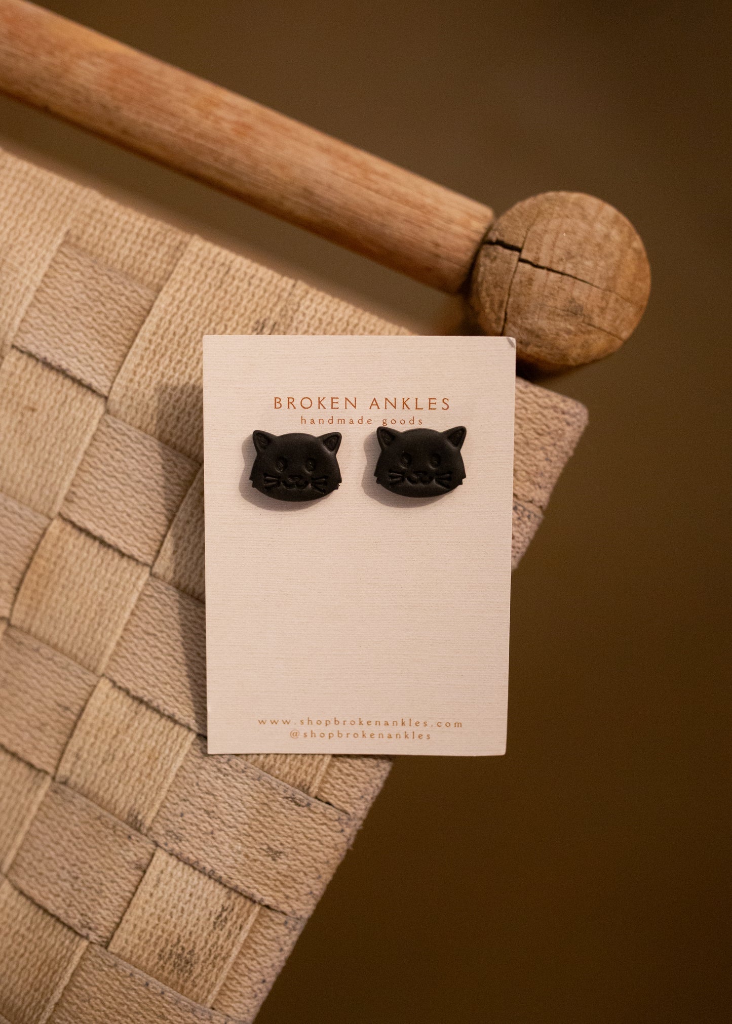 Cat Studs
