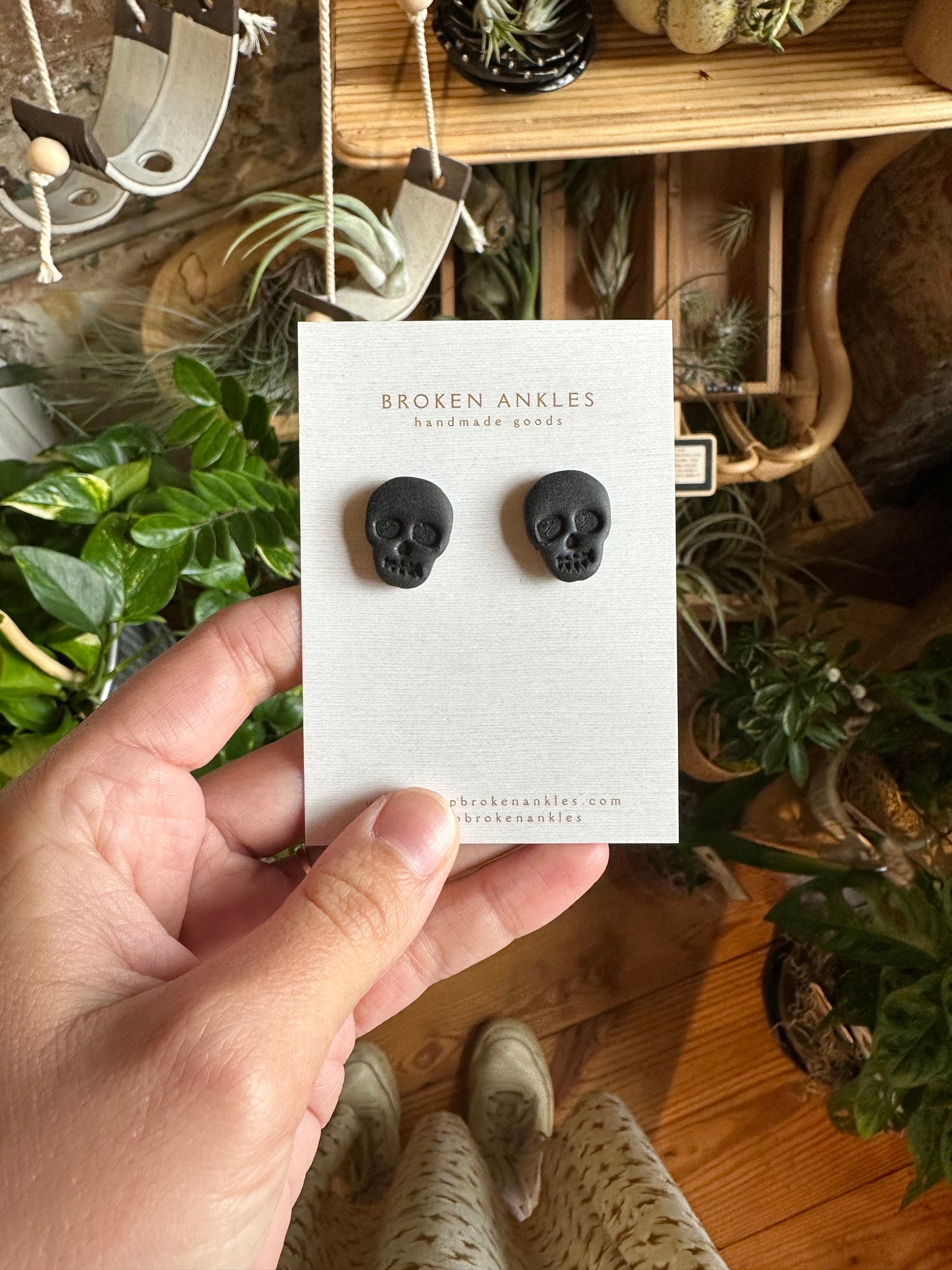 Skulls Studs