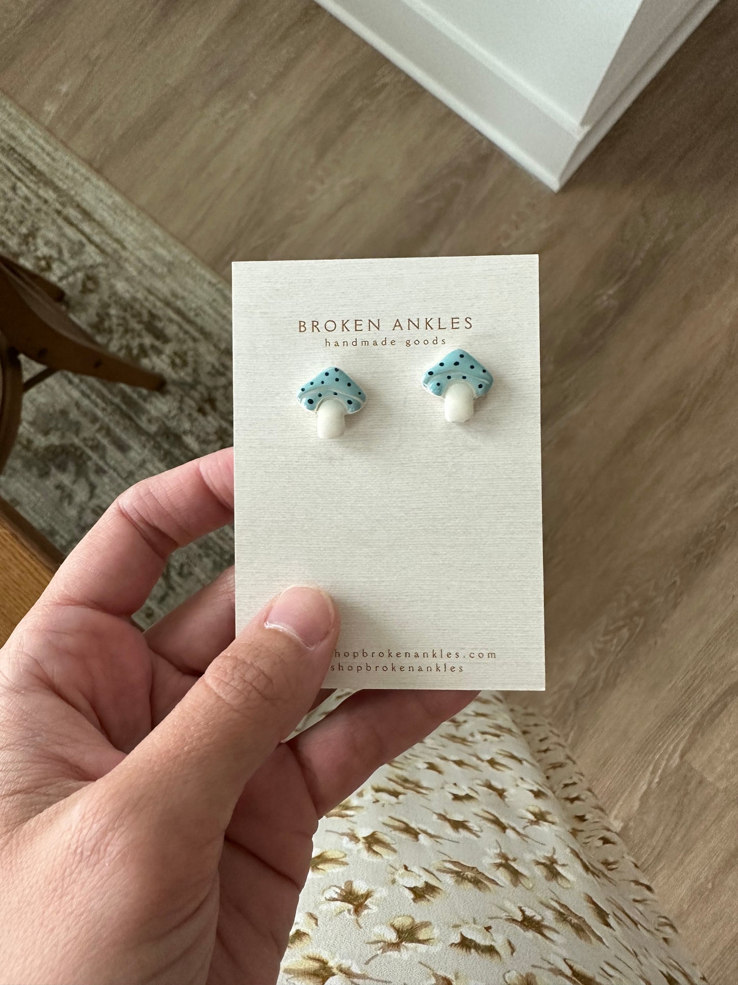 Mushroom Studs