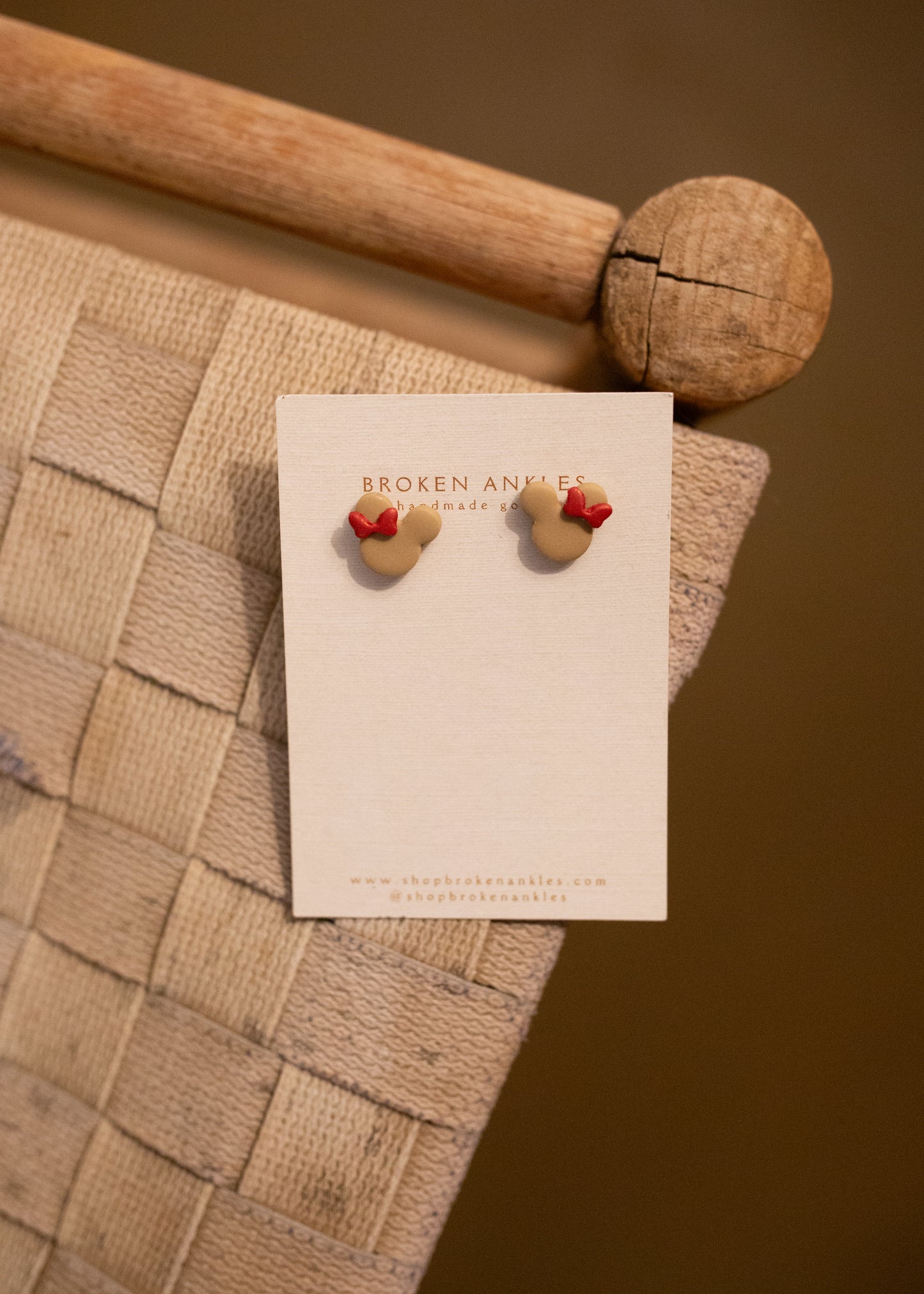 Mouse with Bow Studs