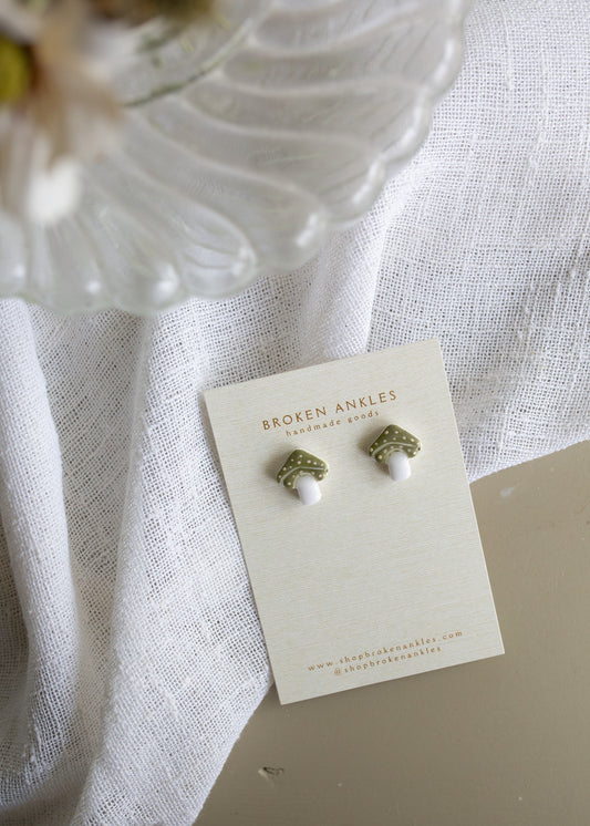 Mushroom Studs
