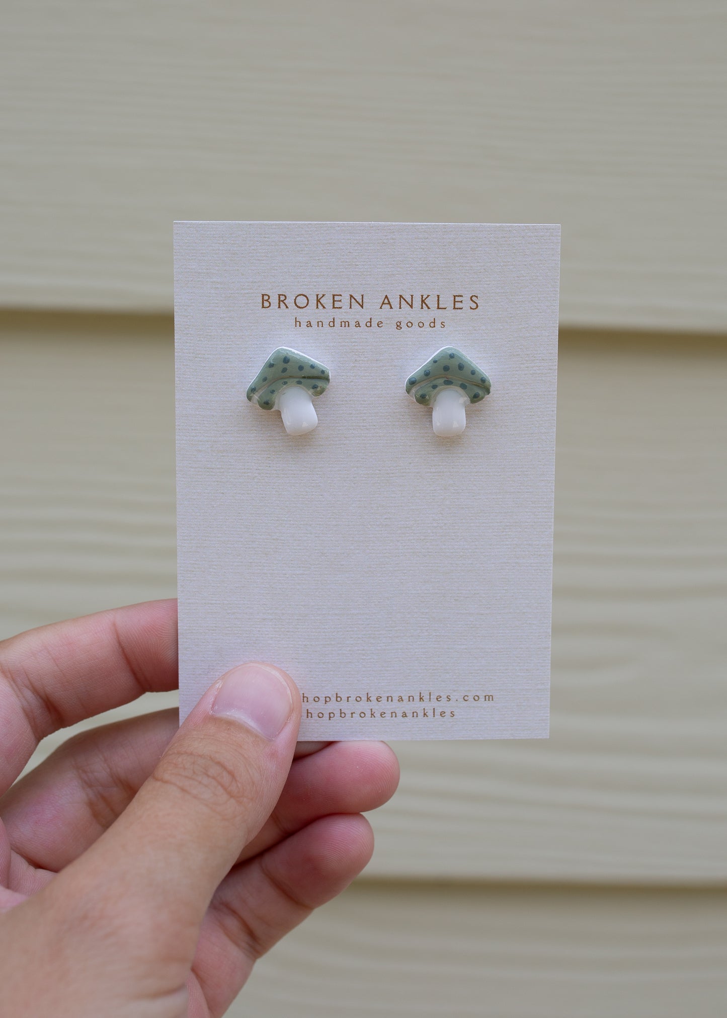 Mushroom Studs