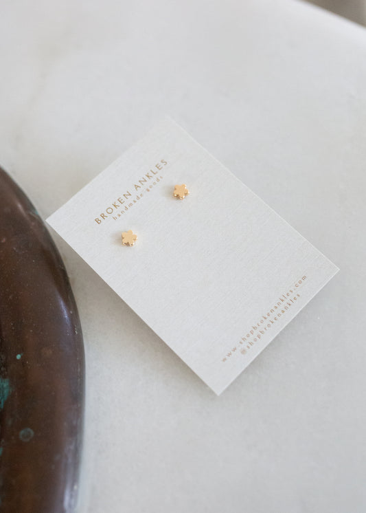 Full Brass Flower Stud