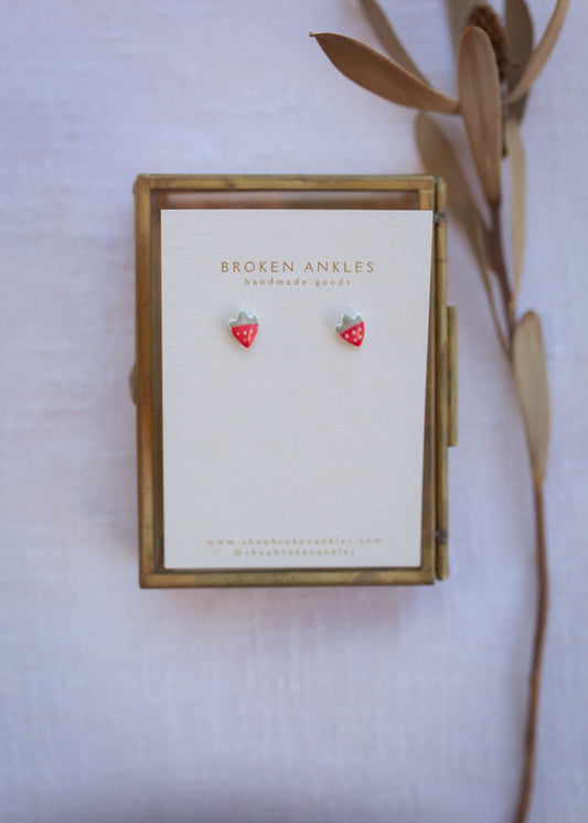 Tiny Strawberry Studs