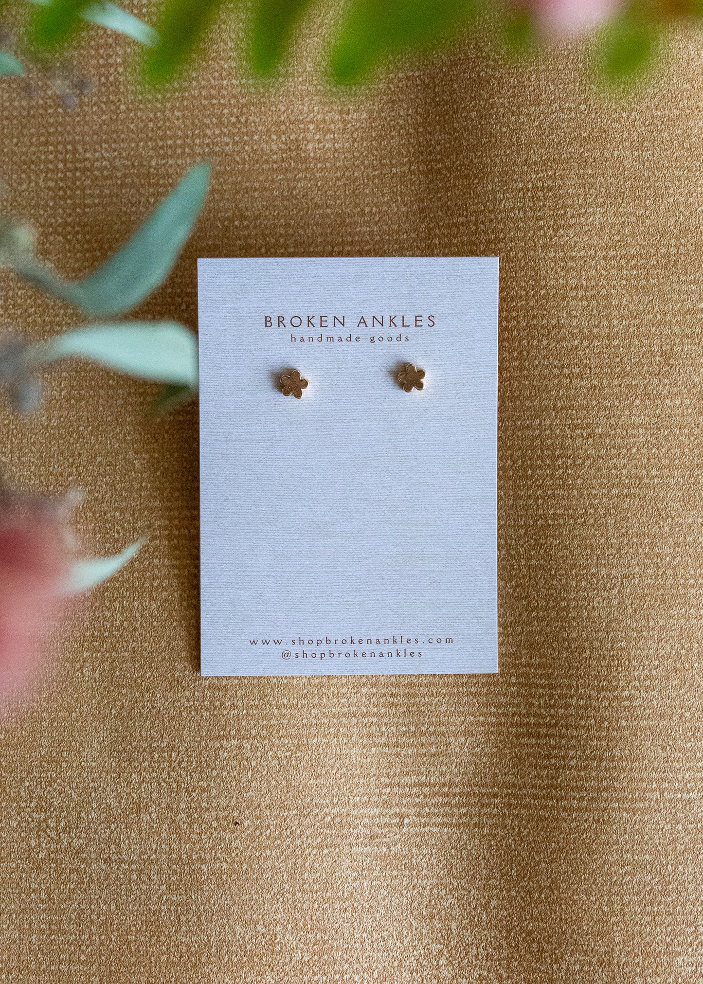 Tiny Flower Brass