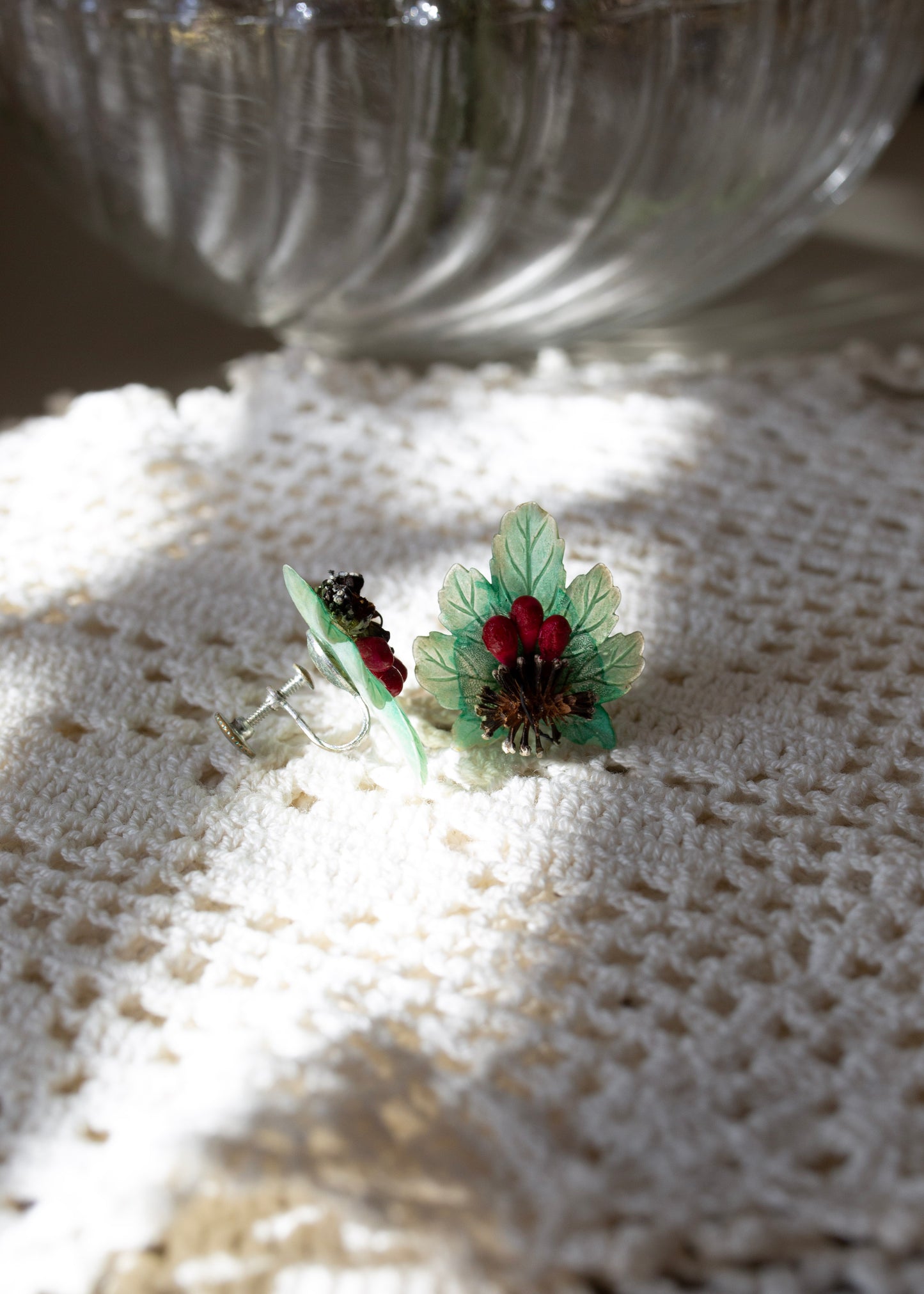 Shell Holiday Earrings