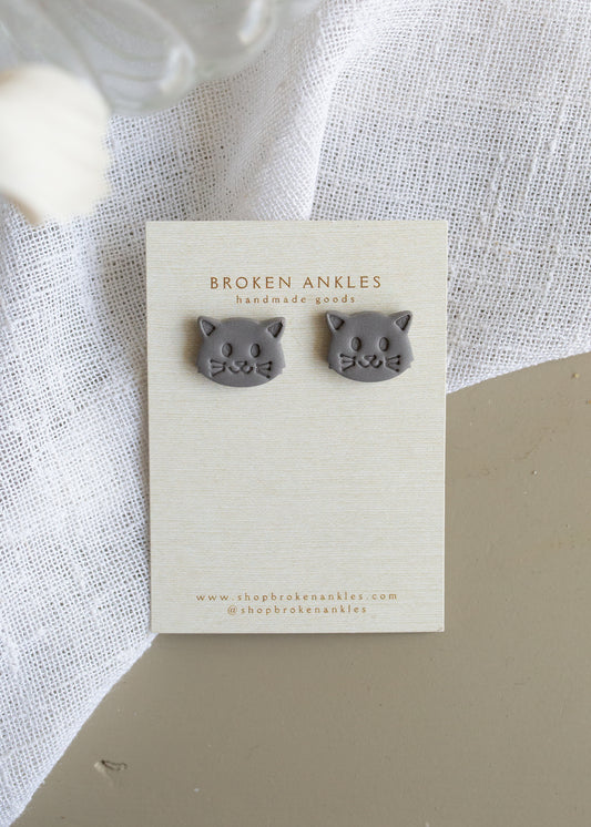 Cat Studs