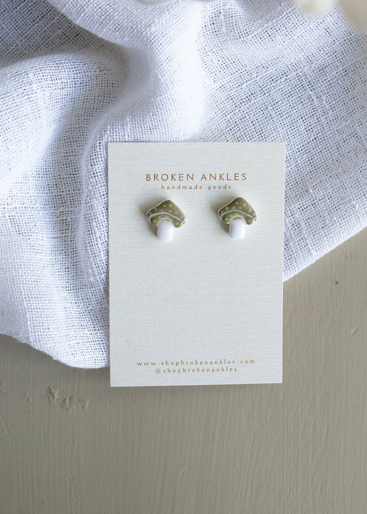 Mushroom Studs