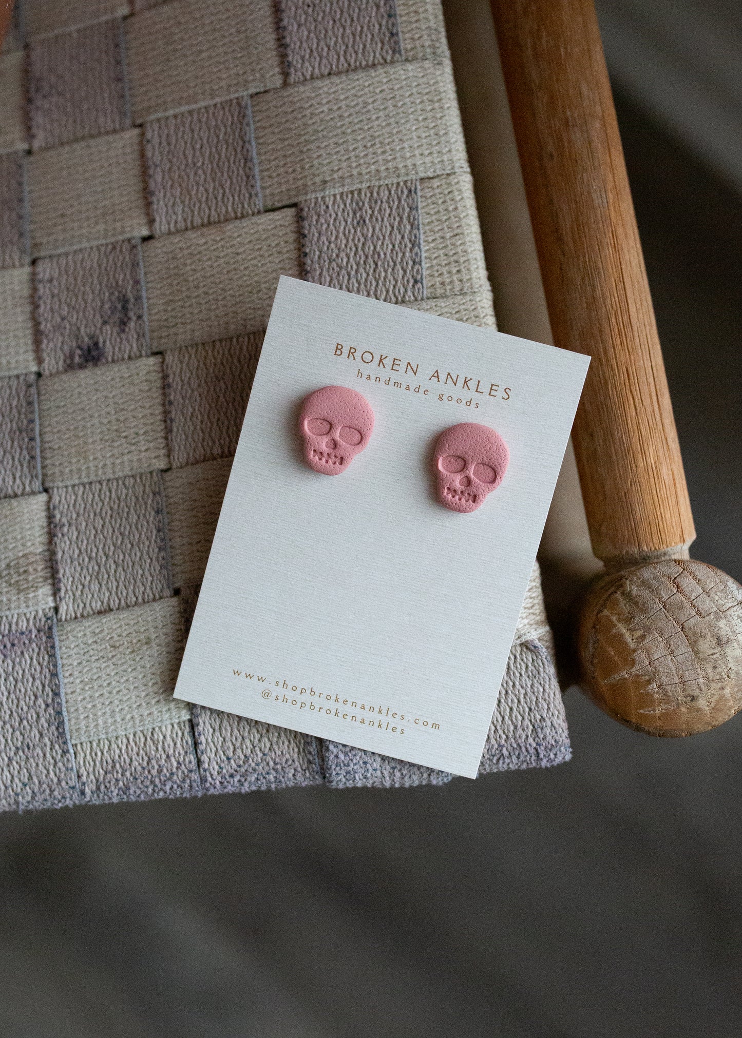 Skulls Studs