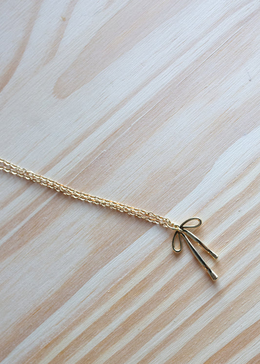 Bow Necklace