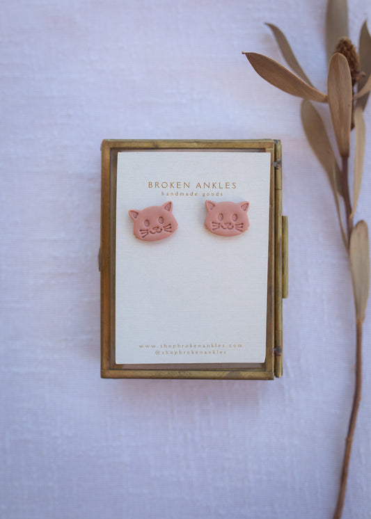 Cat Studs