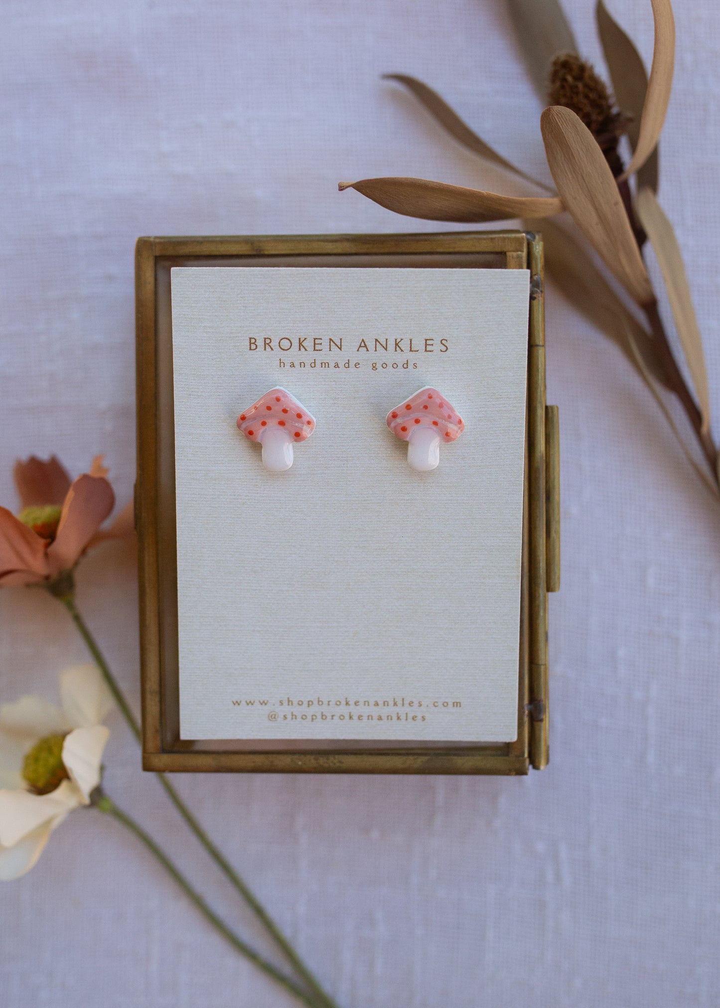 Mushroom Studs