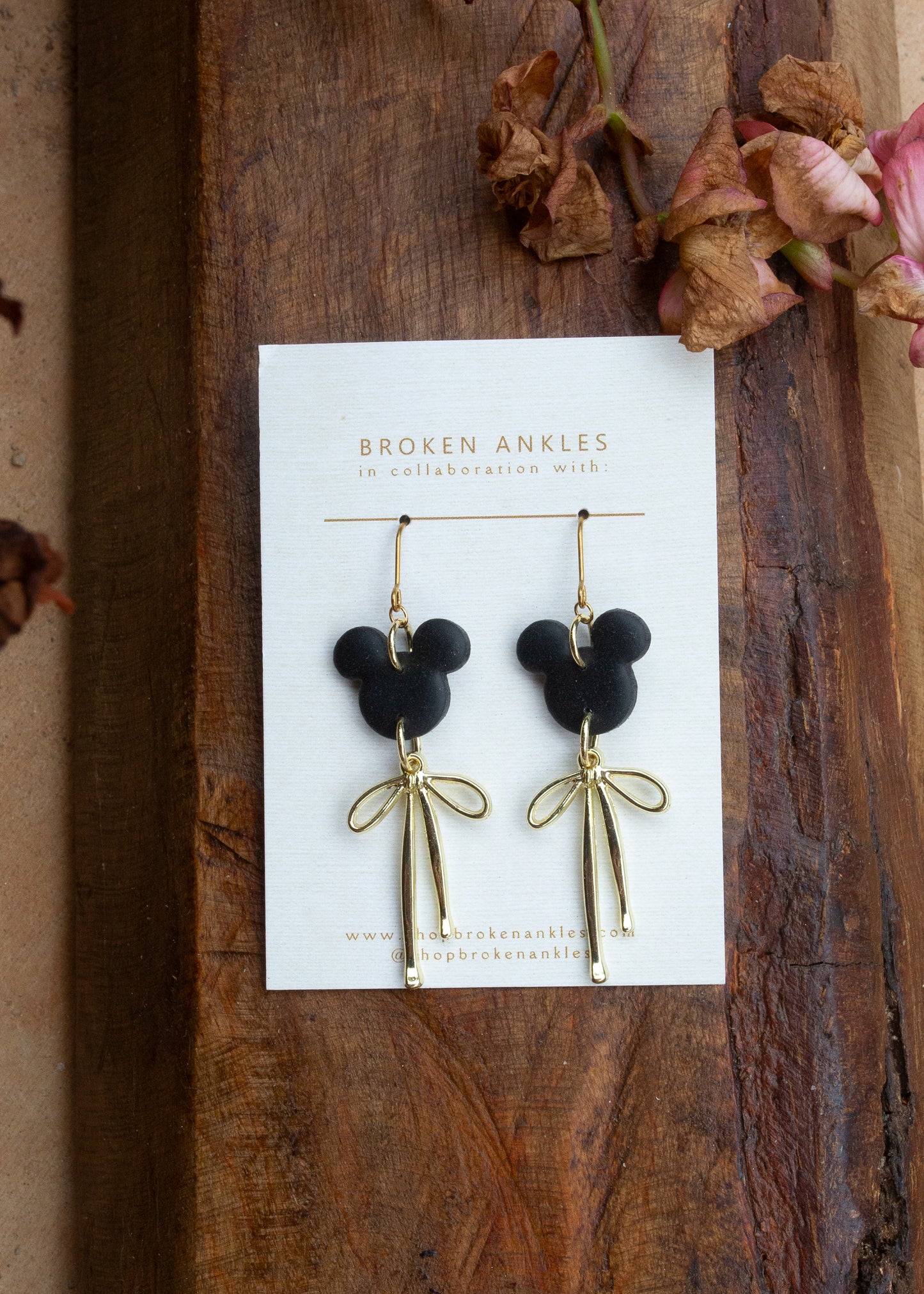 Magic Bows Post Dangles
