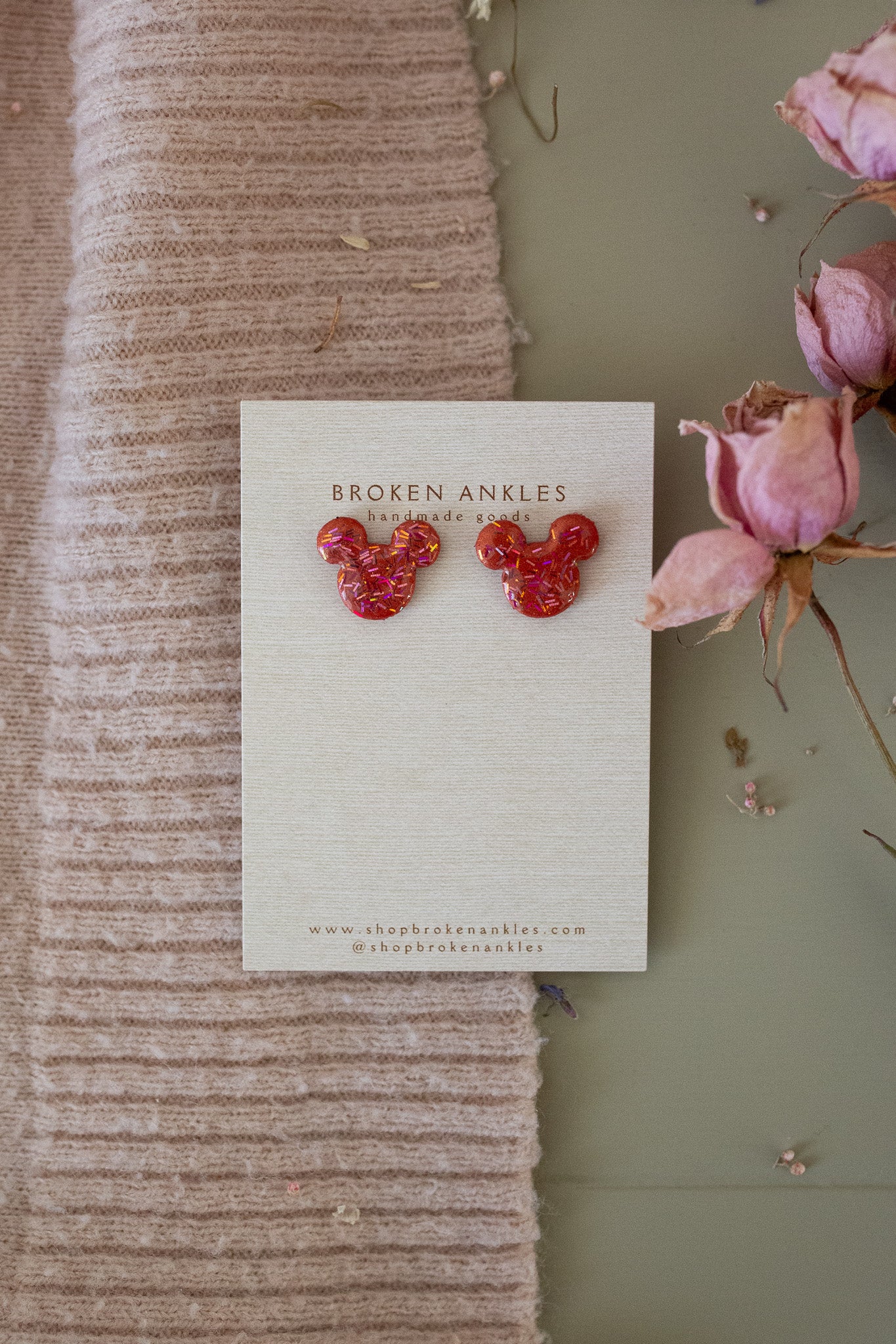 Sparkling Mouse Studs